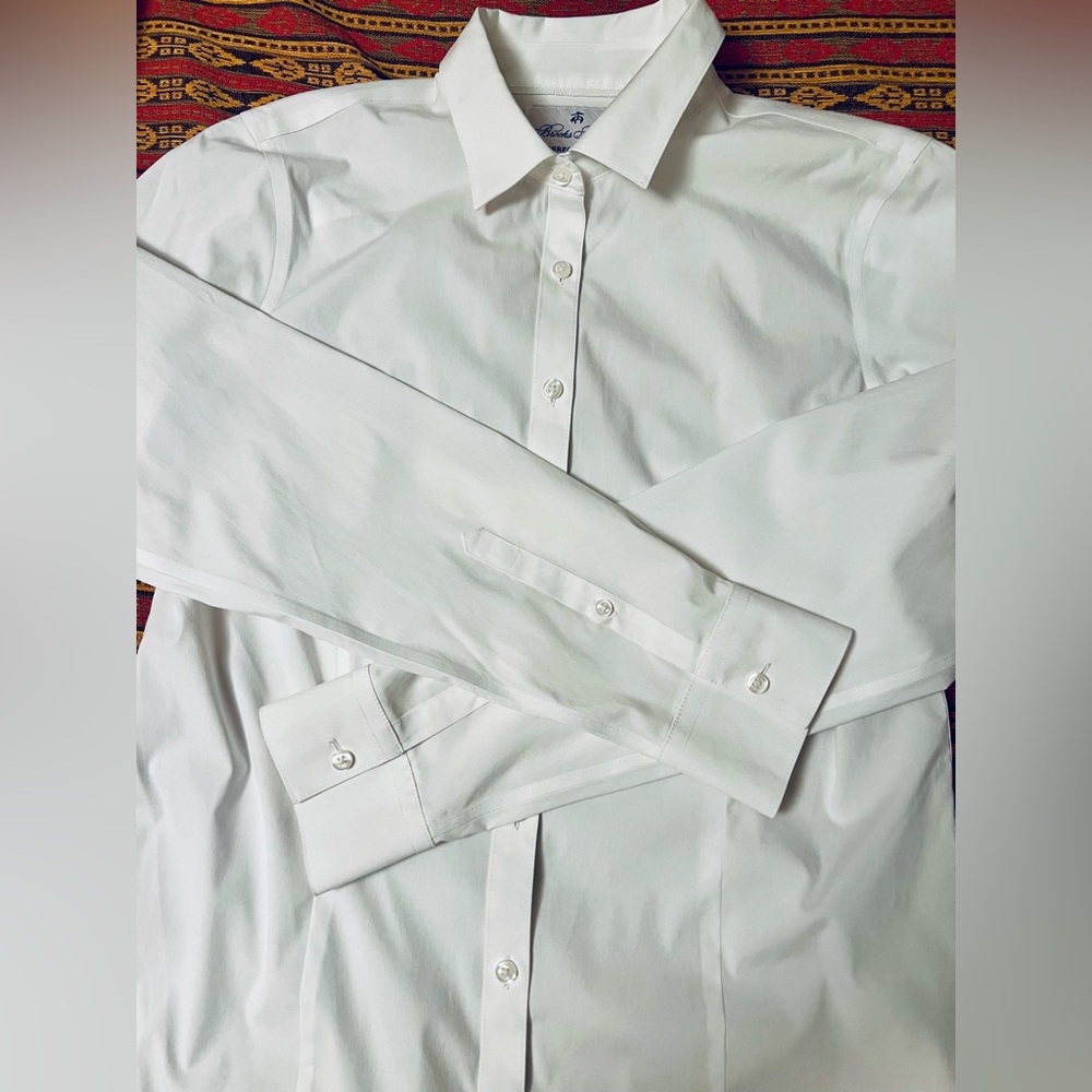 NWOT Brooks Brothers 8P White Tailored Fit Shirt – Non-Iron Supima Cotton